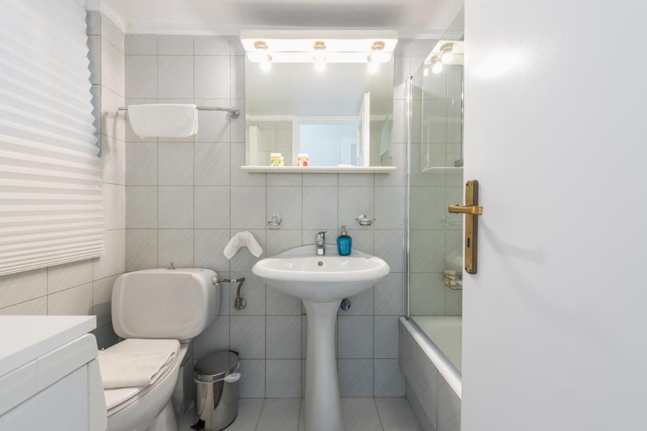 Cozy And Fresh Apt Close To Metro Athen Exterior foto